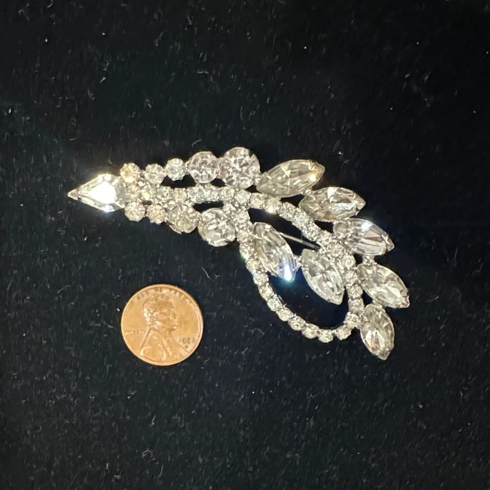 Vintage Silver Rhinestone Brooch